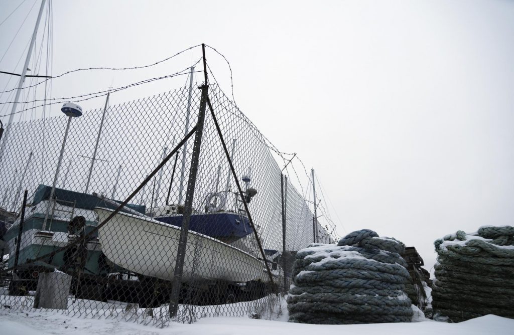 Les bateaux sortis de l’eau et entreposé pour l’hiver à la marina de Matane. — Lauriane Gervais 